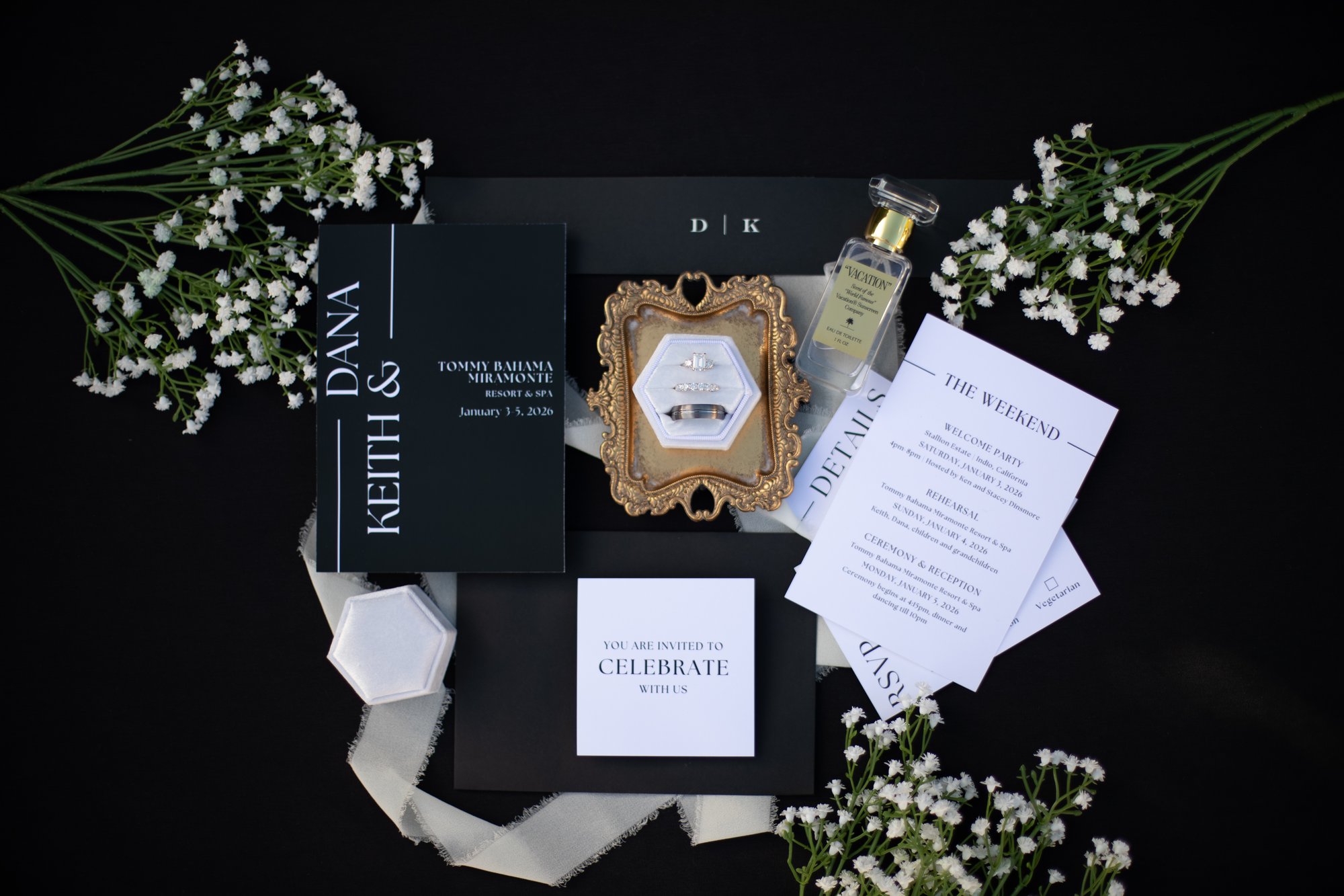 Wedding day flatlay: invitations, rings, and details by Manuel & Alma